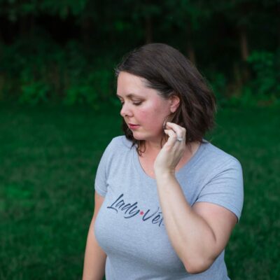 Woman Veteran in a gray Lady Vet T-Shirt